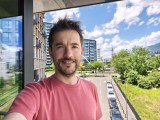 Selfie samples, main camera (1x) - 22mm, f/1.8, ISO 216, 1/500s (4096x3072px) - Motorola Razr 70 Ultra review