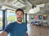 Selfie samples, 0.6x (native) - 18mm, f/2.0, ISO 250, 1/30s (4096x3072px) - Oppo Reno16 Pro review
