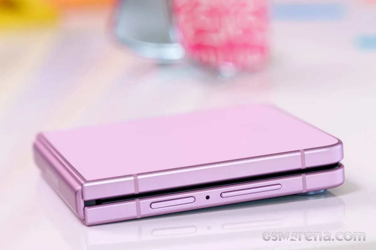 Samsung Galaxy Z Flip8 Test
