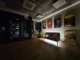 Low-light samples, ultrawide camera (0.6x) - 13mm, f/2.2, ISO 1250, 1/25s (4000x3000px) - Samsung Galaxy Z Flip8 review