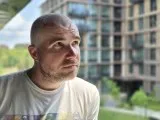 Human subjects, main camera (2x): Portrait mode - 46mm, f/1.8, ISO 25, 1/772s (4000x3000px) - Samsung Galaxy Z Flip8 review